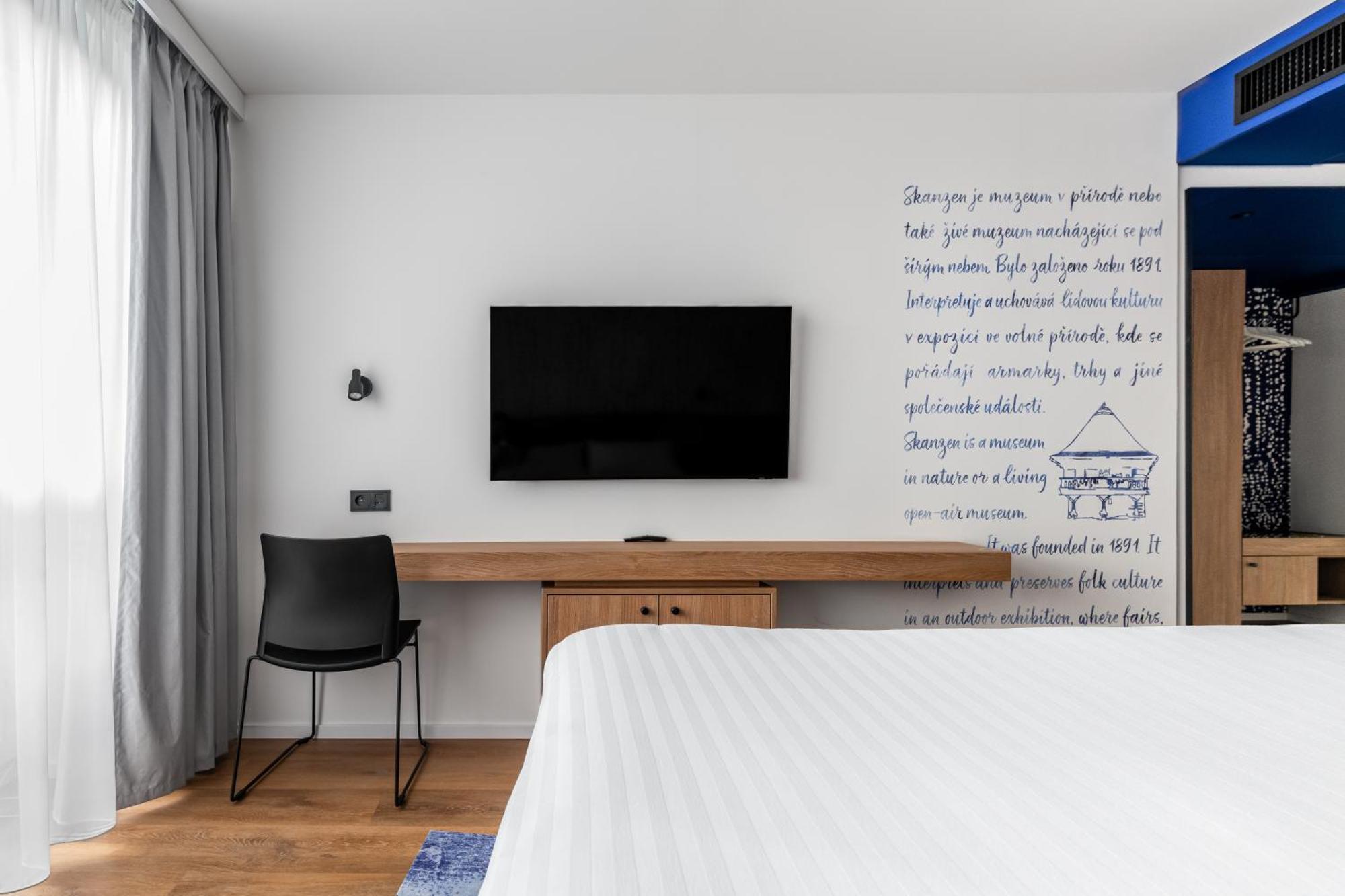 Ibis Styles Relax Roznov Pod Radhostem Hotel Exterior foto