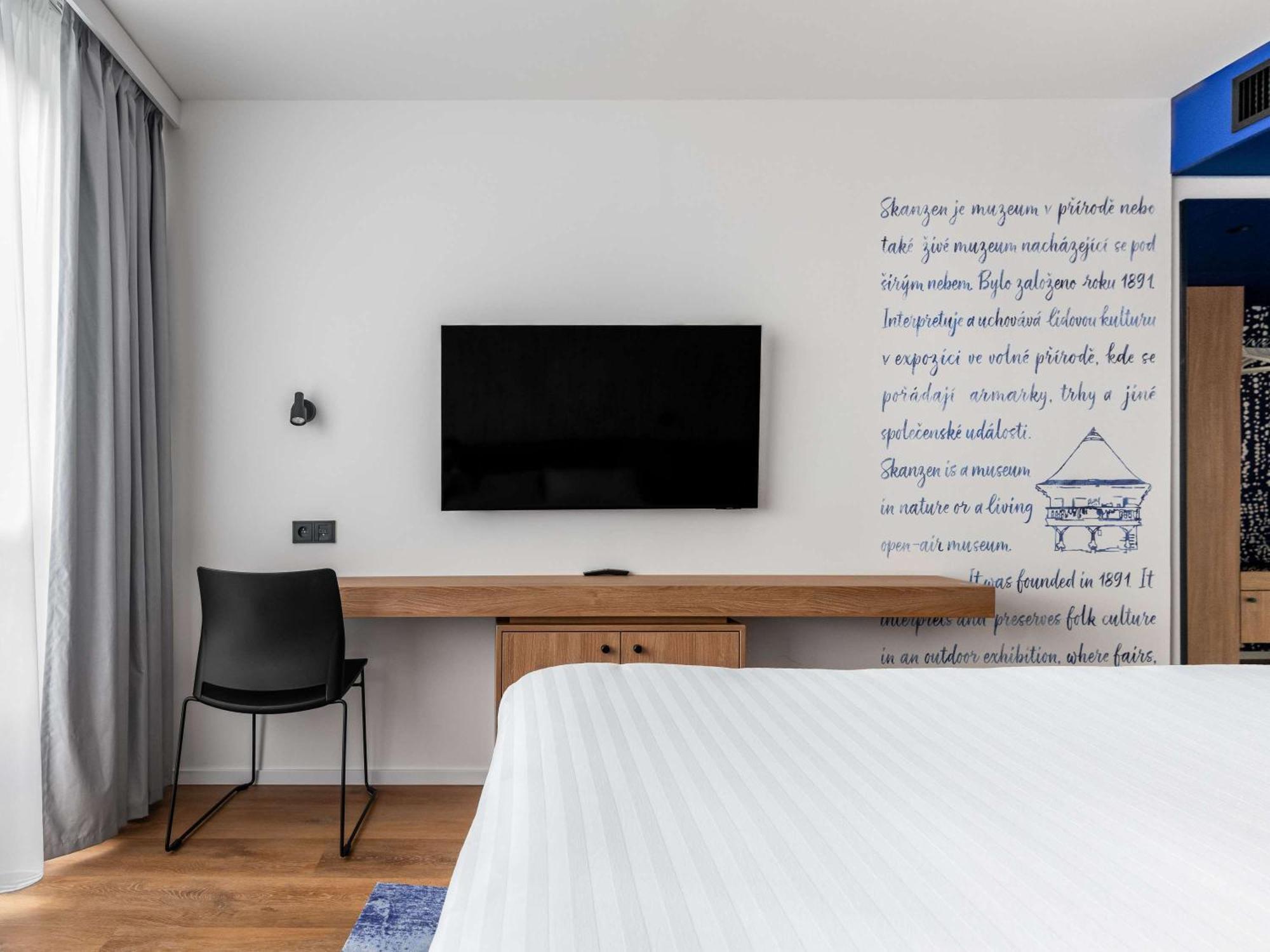 Ibis Styles Relax Roznov Pod Radhostem Hotel Exterior foto