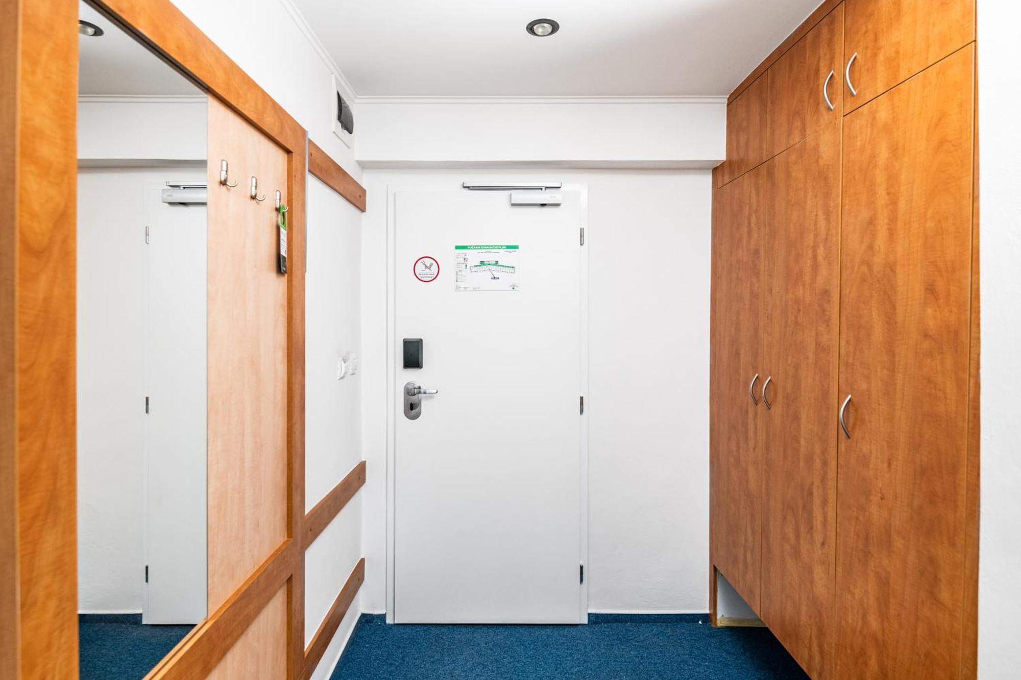Ibis Styles Relax Roznov Pod Radhostem Hotel Exterior foto